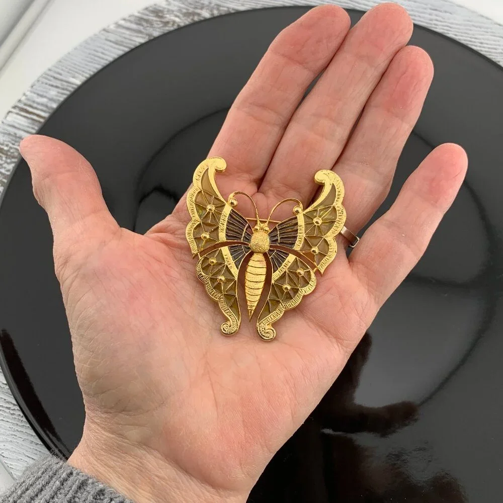 Napier Signed Gold Butterfly Vintage Piqué-a-Jour Brooch J896